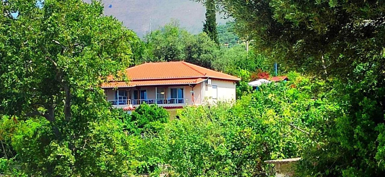 Vasil Rooms Lukovë Exterior foto