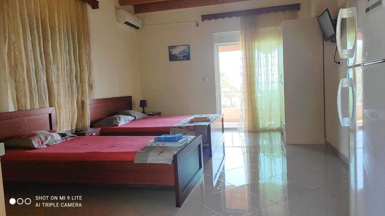 Vasil Rooms Lukovë Exterior foto